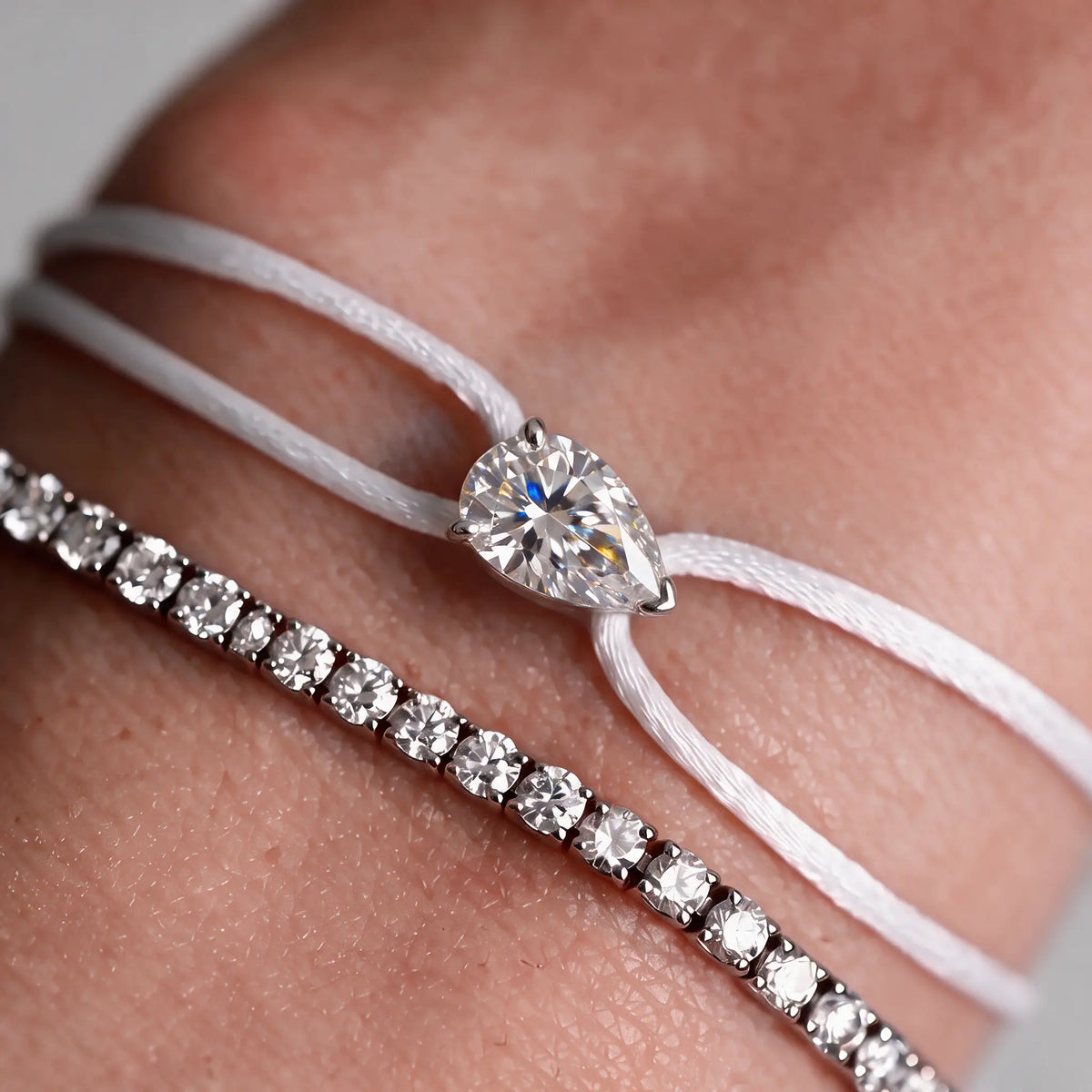 Diamond Satin Bracelet - Pear, White