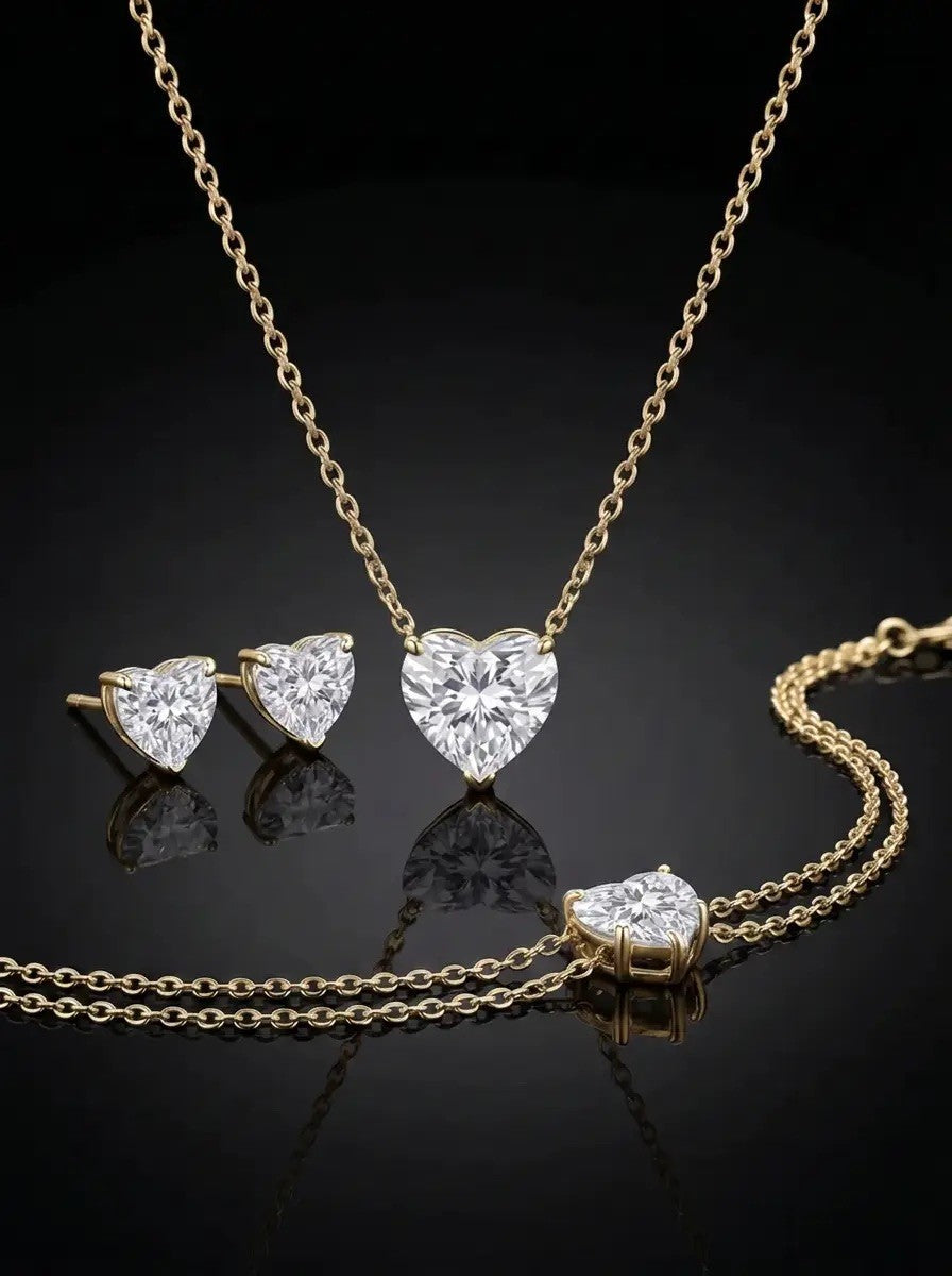 Diamond Set - Heart, Yellow Gold
