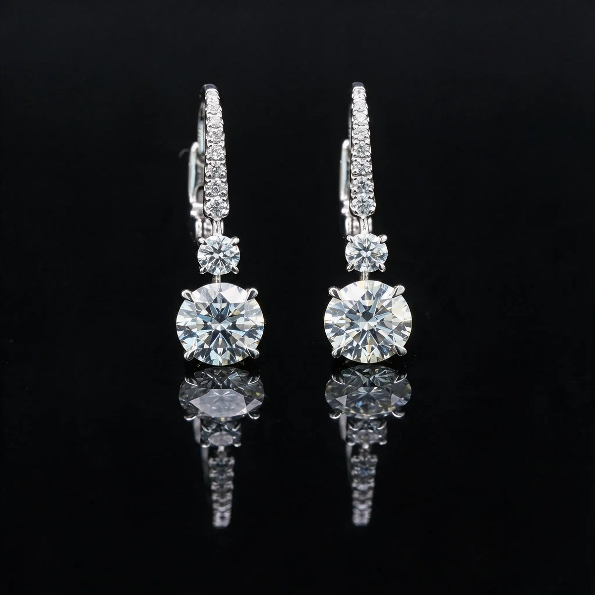 Round Diamond Earrings