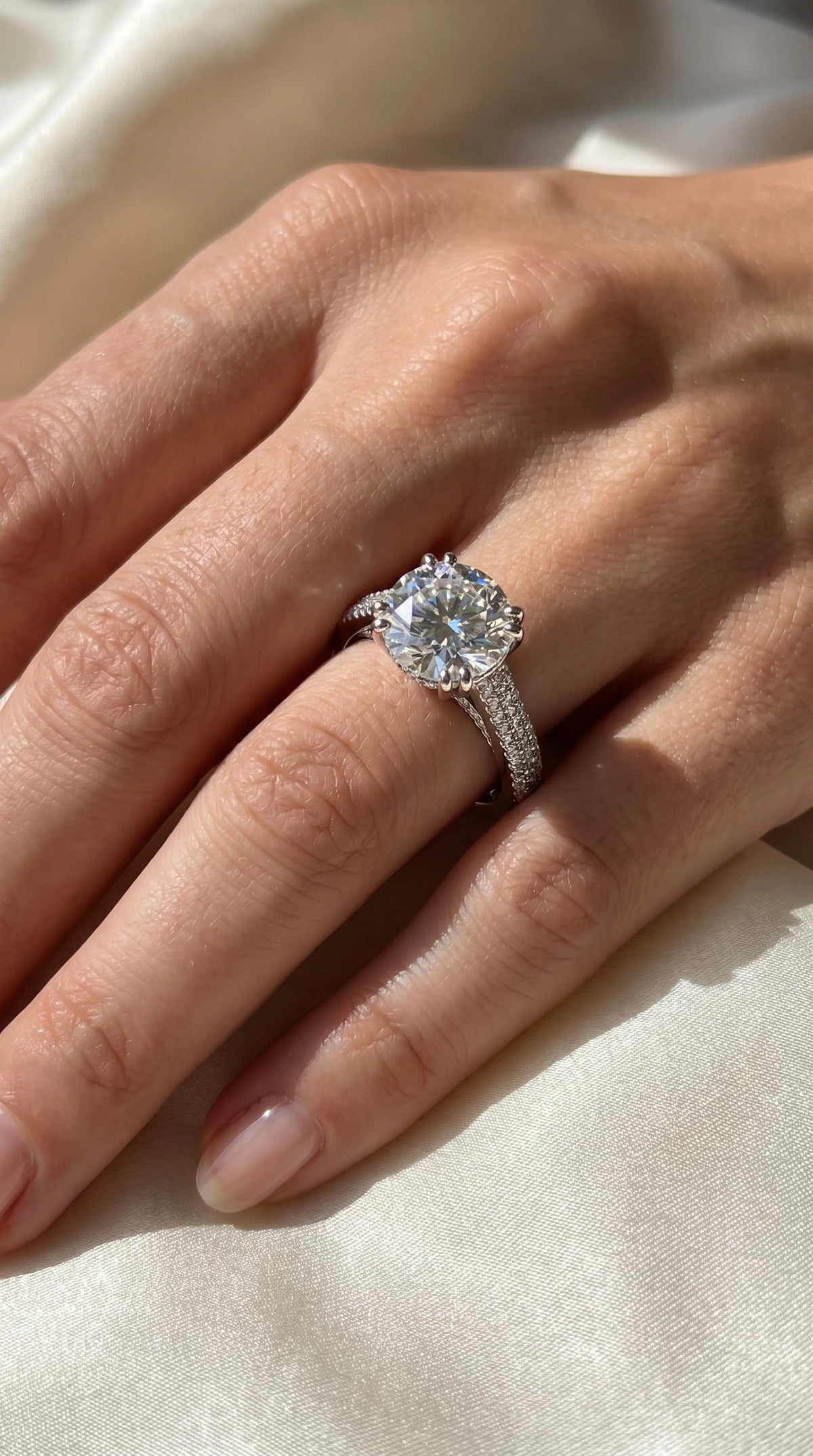 Round Diamond Ring - 5.71CT - 3