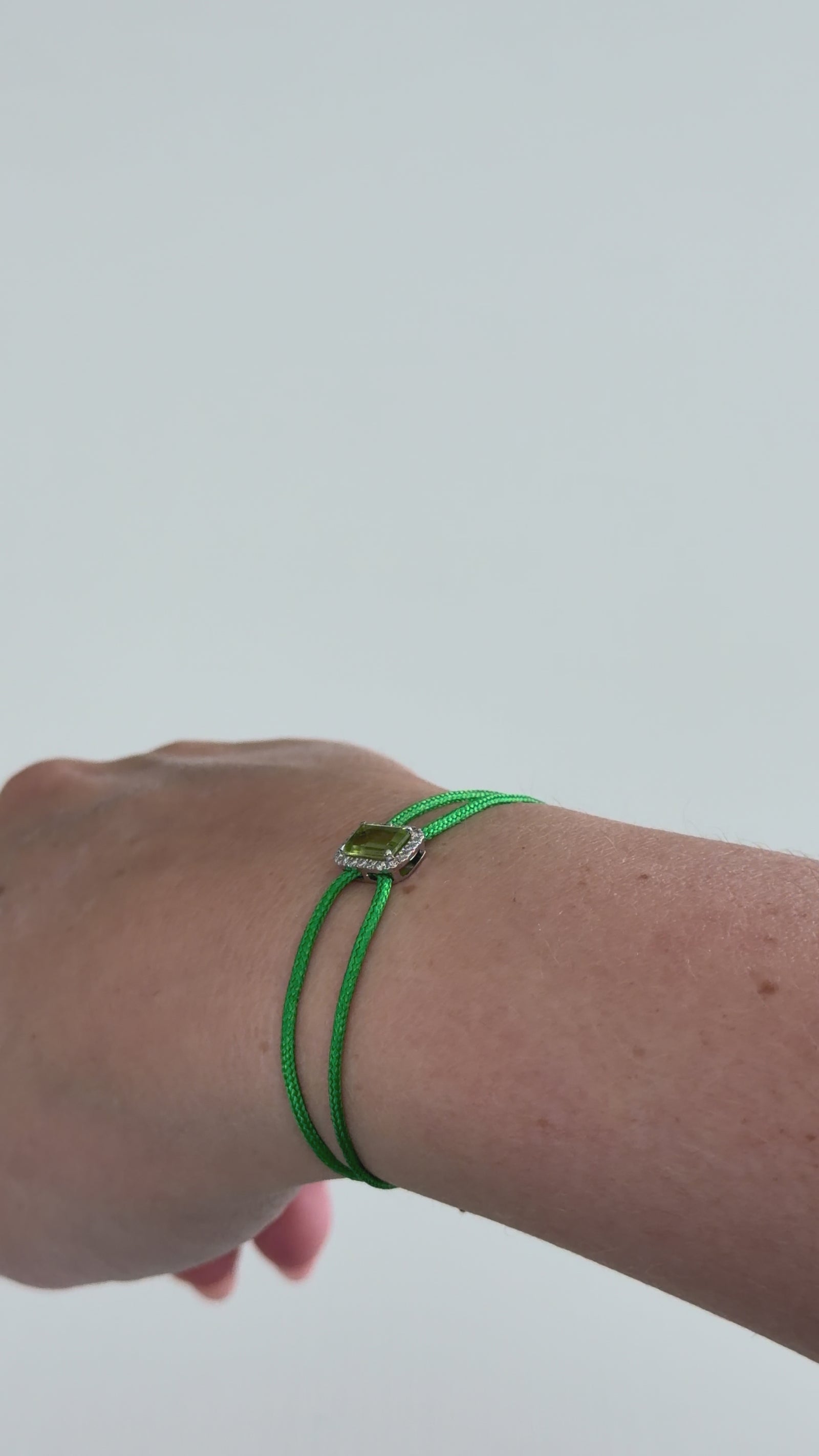 Diamond Halo Satin Bracelet video