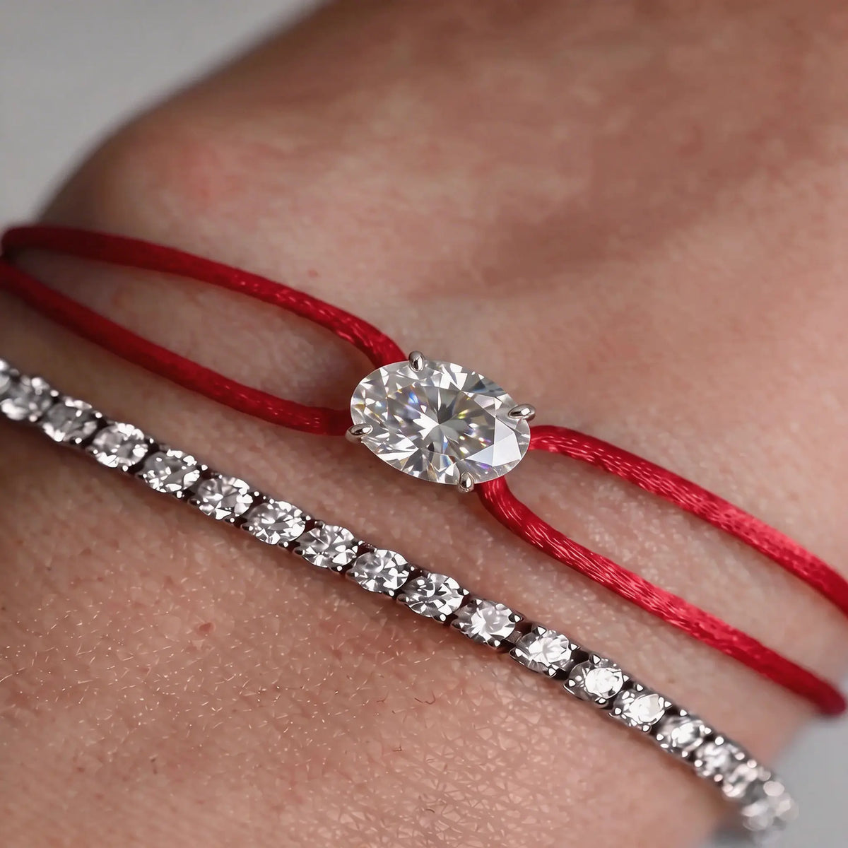 Diamond Satin Bracelet - Oval, Red
