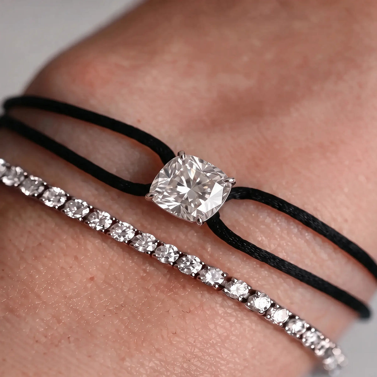 Diamond Satin Bracelet - Cushion, Black